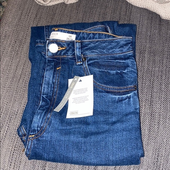 ASOS DESIGN Tall jeans in dark wash - Picture 3 of 3